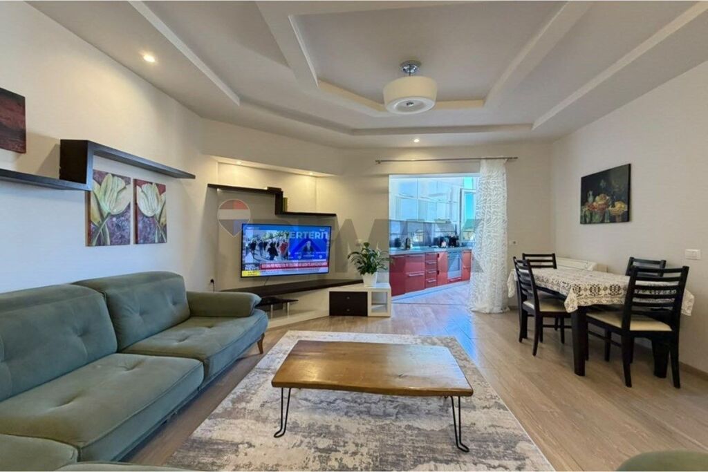 Apartament - Për Shitje - Rruga Bilal Golemi, Tiranë