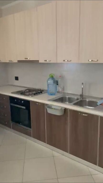 APARTAMENT 2+1 40,000 LEKE QYTET STUDENTI