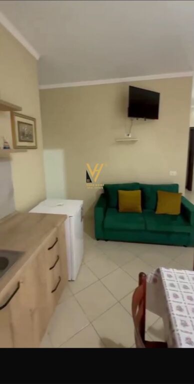 MONOLOCALE IN VENDITA 40 M2 SUL LUNGOMARE, VALONA 100.000 EURO