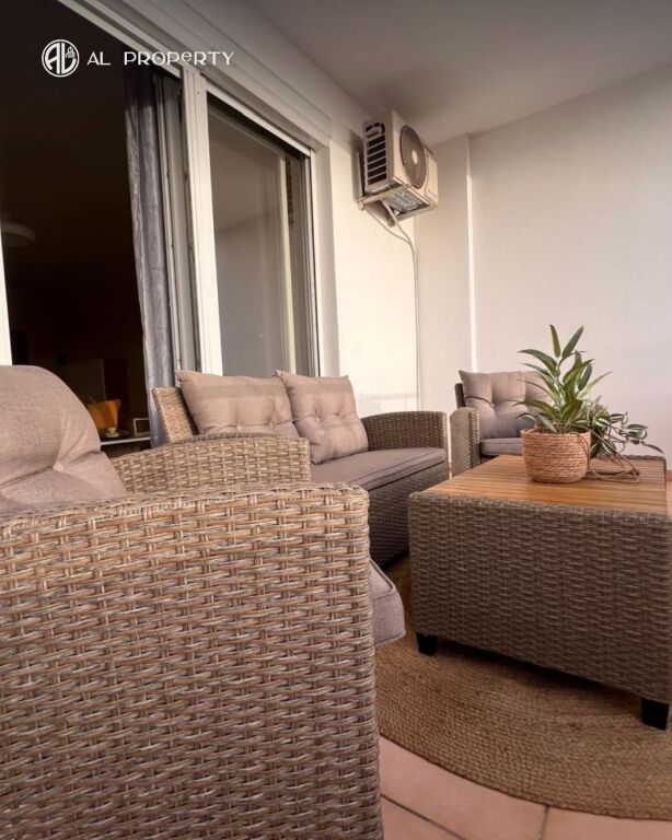  Apartament  2+1+2 me qira  pamje deti–Vollga, Durrës