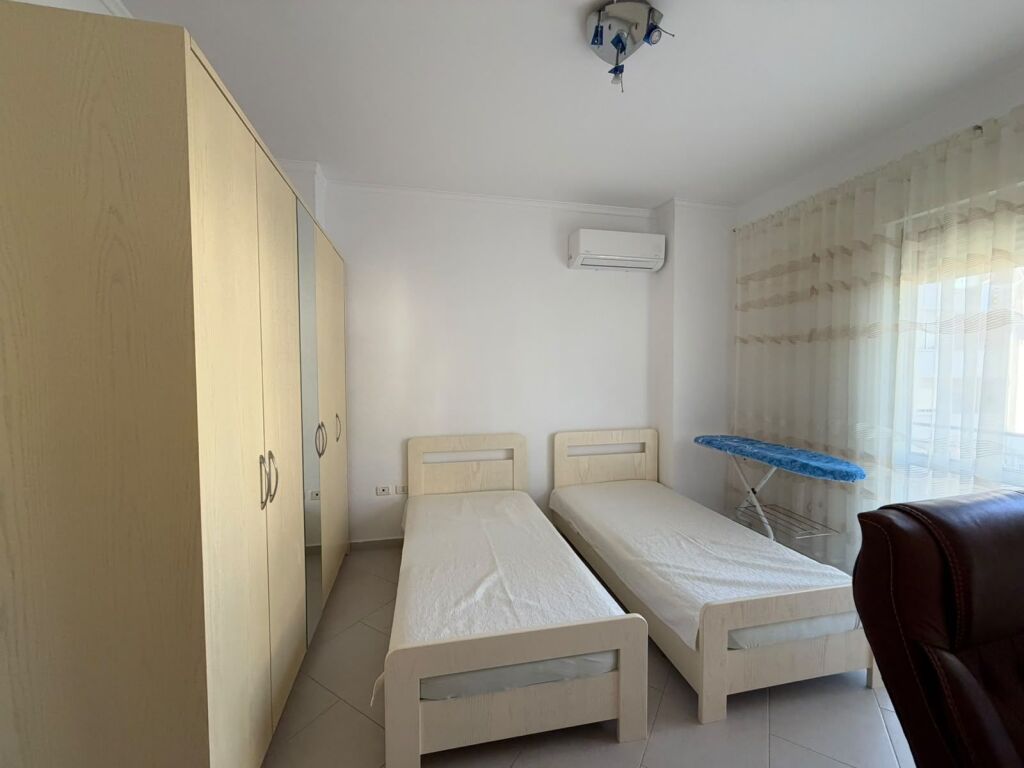 🏡 JEPET ME QIRA APARTAMENT 2+1+2 – KOPSHTI BOTANIK