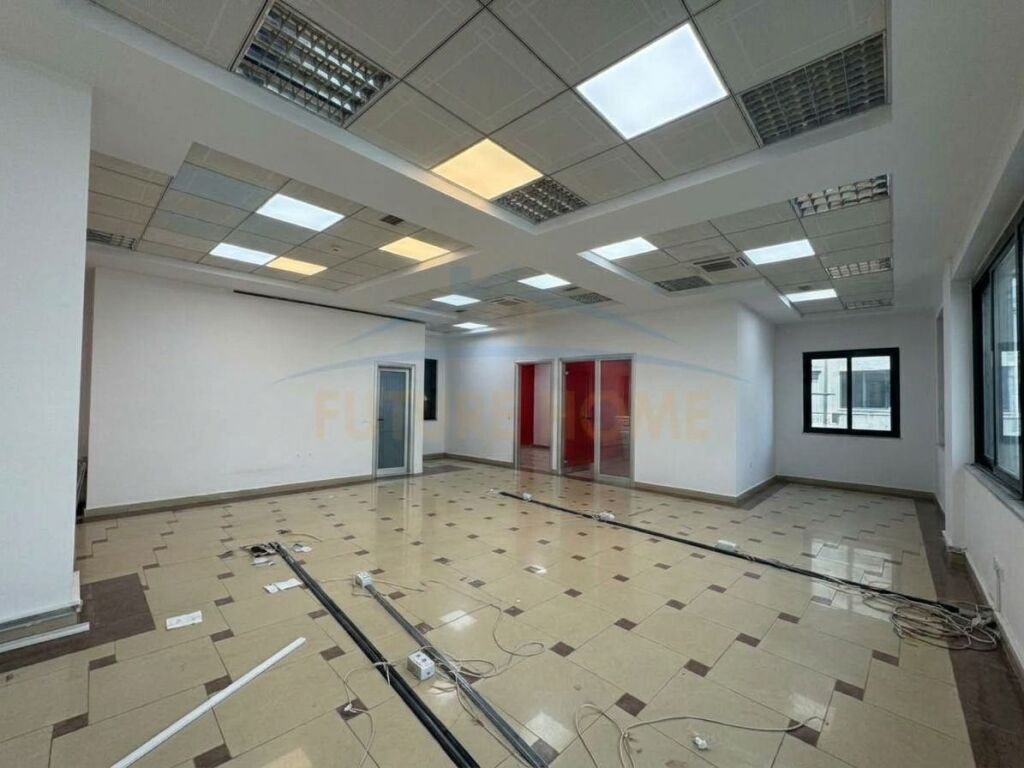 Rent, Business Premises, Barrikadave Street