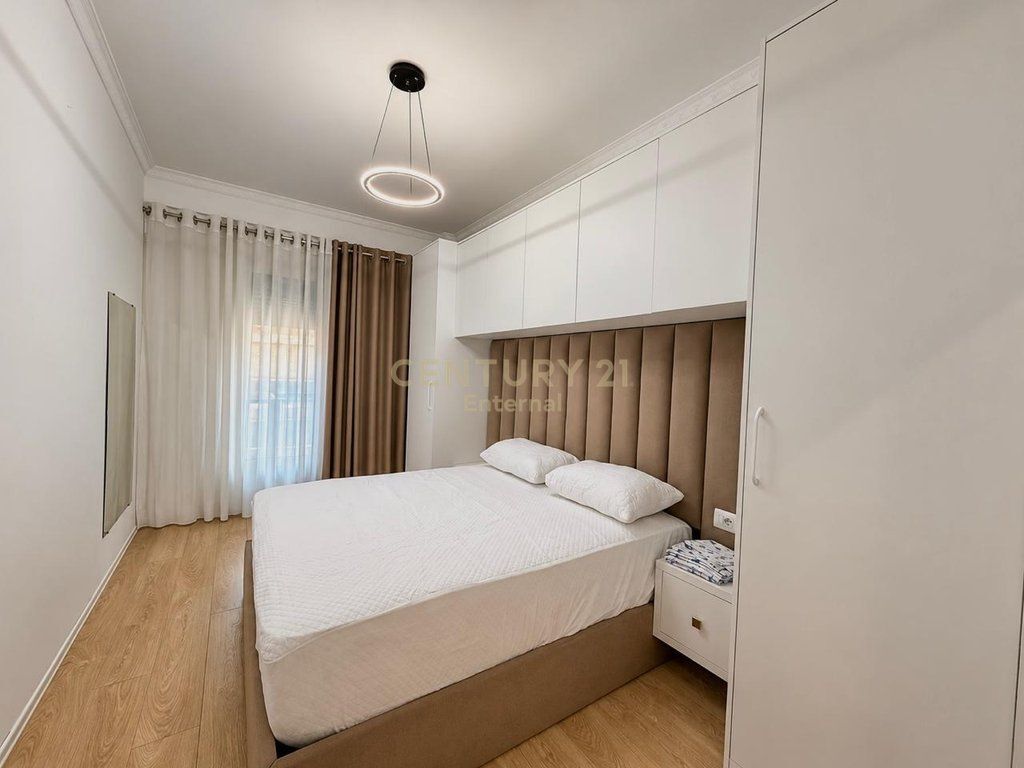 3+1+2 APARTMENT + PARKING SPACE FOR RENT – RRUGA E KOSOVARËVE, TIRANA