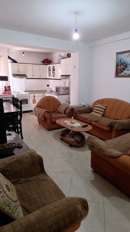 Qera | Apartament 2 + 1+ballkon | Selitë | 500 €/muaj