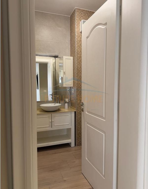 Shitje, Apartament 2+1+2, Qender, Tirane