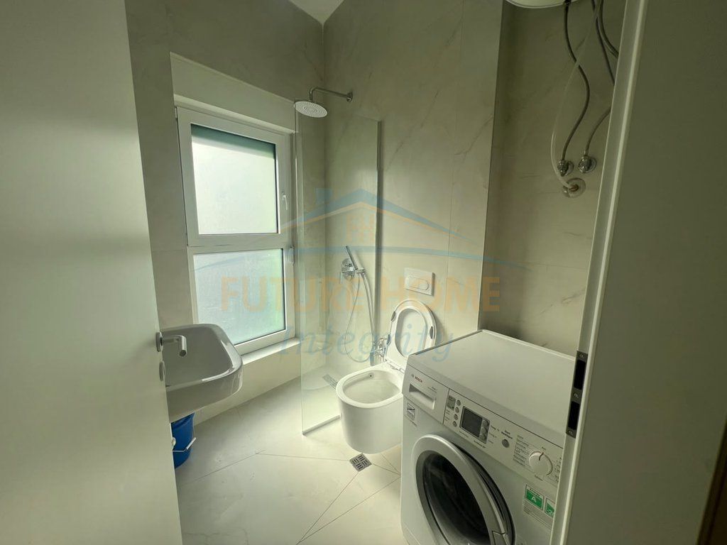 Affitto, Appartamento 2+1 + Posto Auto, Complesso Kadiu, Tirana. 550 €