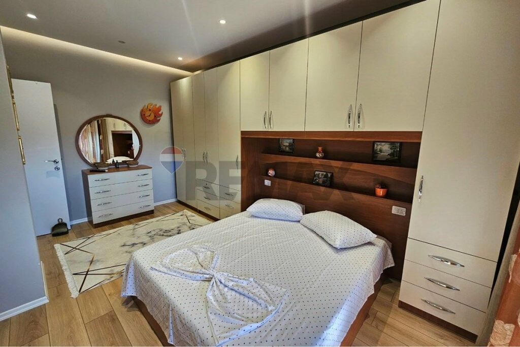 1+1 apartment for rent in Astir!