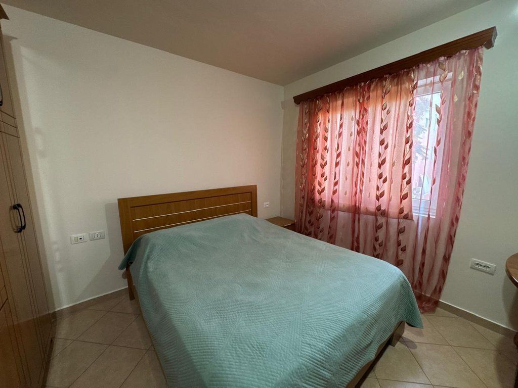 2+1 Apartment for Rent Near Dibra Street, Tirana