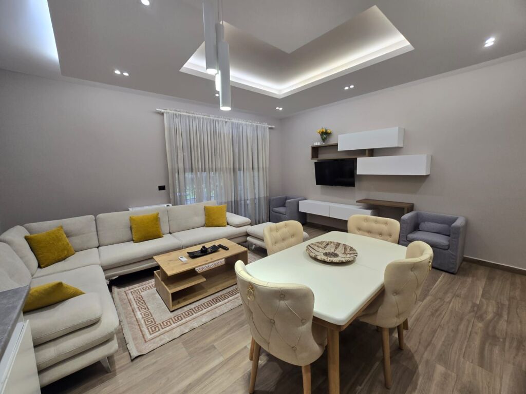 Qera 2+1+Parkim+Kopesht / Teg