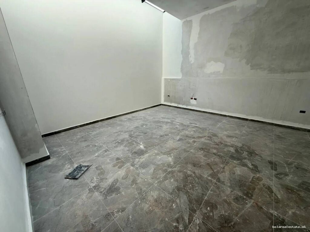 Vile 3-Kateshe Per Shitje Ne Lunder (ID BV0143) Tirane