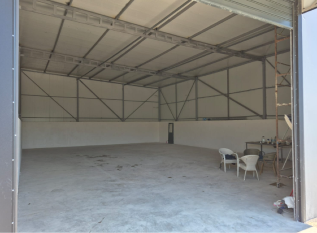 MAGAZZINO IN AFFITTO 235 m² | PRUSH, TIRANA