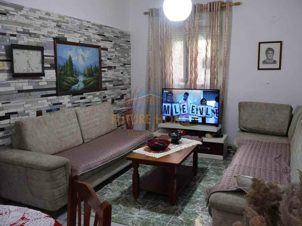 🏡 SHITET SHTËPI PRIVATE ME OBORR | BULEVARDI BAJRAM CURRI, TIRANË