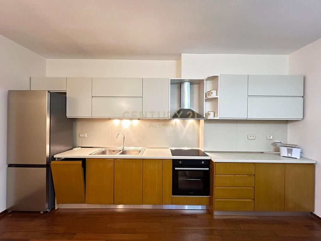2+1 apartment for rent on Rruga E Kosovarve