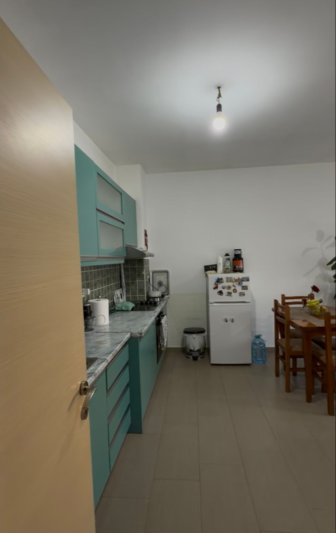 Vendesi appartamento 2+1+2 nel Complesso Arlis, Astir, Nuova Circonvallazione.