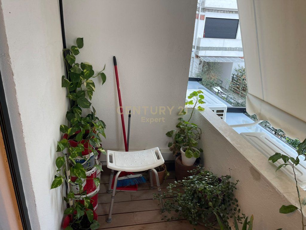 APARTAMENT MODERN PËR SHITJE – KODRA E DIELLIT 2