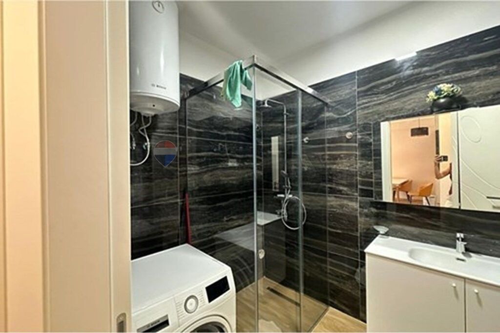 Apartament 1+1 me qera tek Zogu i Zi