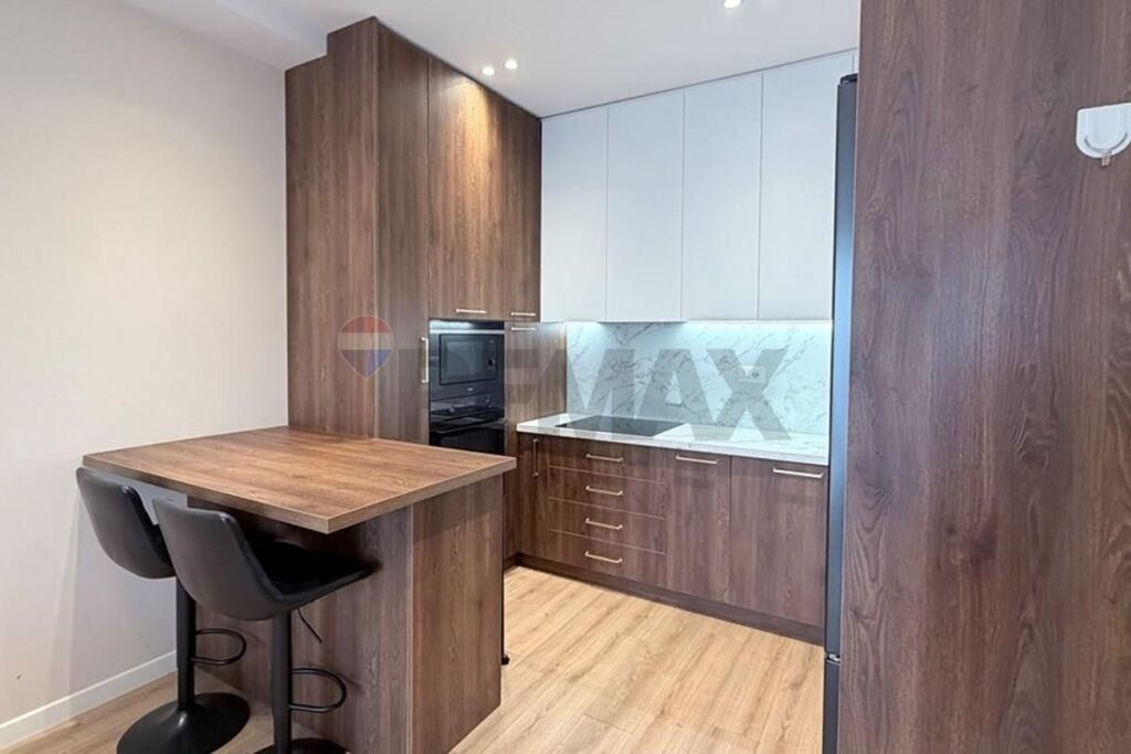 2+1+2 apartment for rent Pharmacy 10
