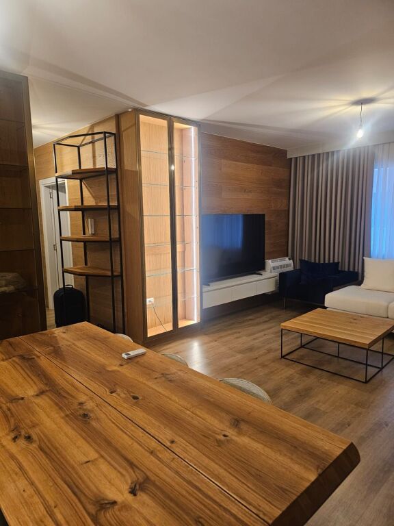 Apartament 2+1+Parkim rruga Elbasanit Rezidenca e re "Xheluks