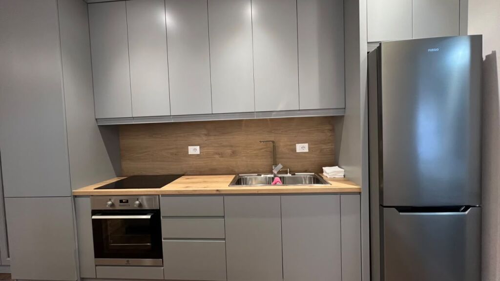 APARTAMENT 2+1 ME QIRA – BULEVARDI I RI