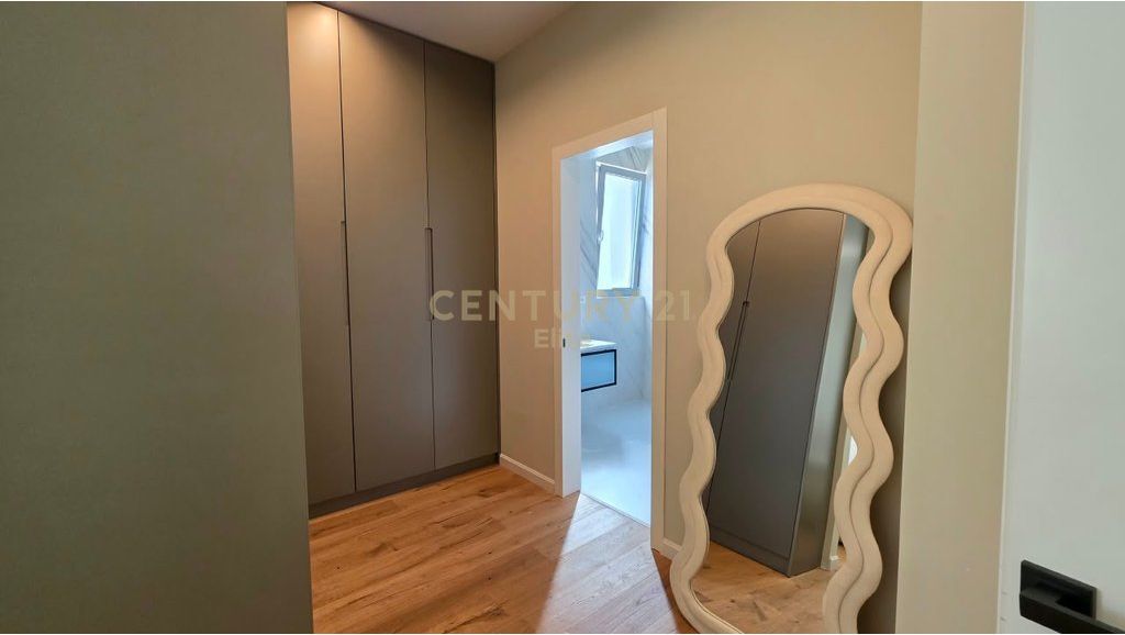 APPARTAMENTO 2+1 + 2 POSTI AUTO IN AFFITTO NEL COMPLESSO "GREEN VALLEY", LIQENI I THATE, TIRANA