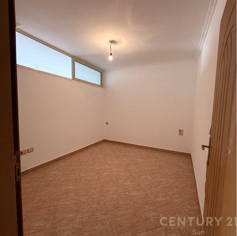 Apartament 2+1 Në Shitje në Astir, Tiranë - 155,000€