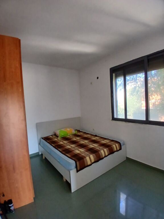 JEPET ME PERA APARTAMENT 2+1 – PRANE TIRANA BANK. BULEVARDI VLORE_SKELE
