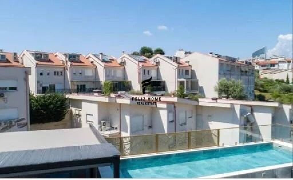 VENDESI APPARTAMENTO DUPLEX 3+1+2+PISCINA KODRA E DIELLIT 1, 525.000 EURO FH-98497