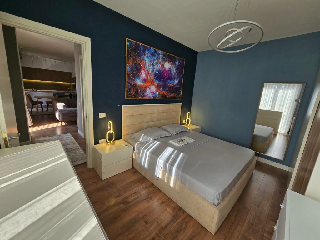 Super Apartament me qera tek Bulevardi Zogu I / FSHN (70,000 leke)