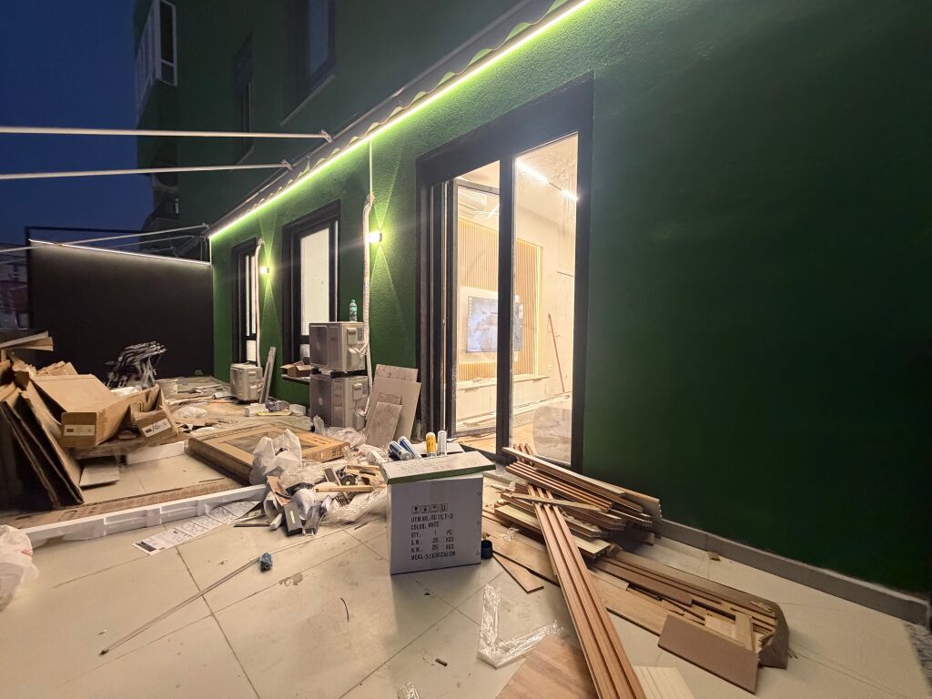 🏡 Vendesi super appartamento 2+1 📍 Via 5 Maji, Tirana