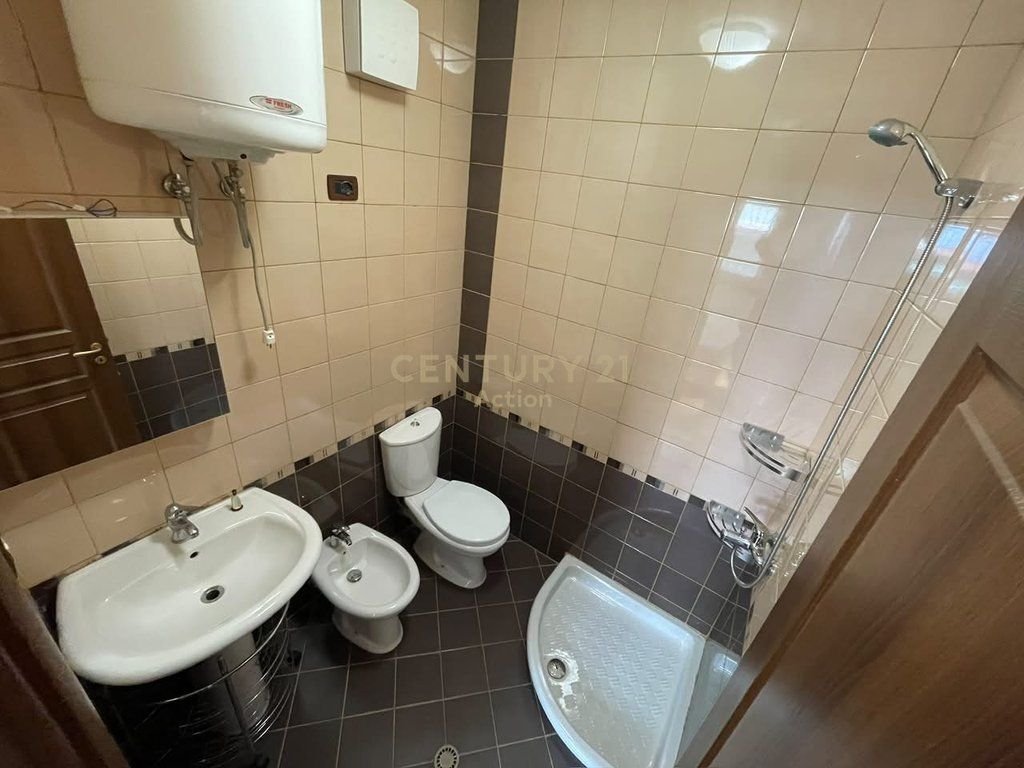 FOR RENT, MODERN 1️⃣➕1️⃣ APARTMENT with 2️⃣ BATHROOMS, FOREIGN MINISTRY‼️ 660 € /Month 60,000 Lekë /Month
