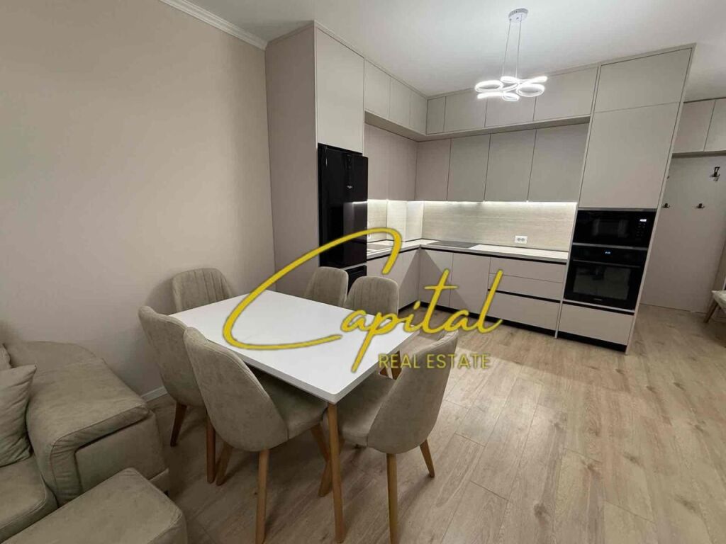 SHITET APARTAMENT 2+1+2 PASKUQAN 15.000.000 LEKE