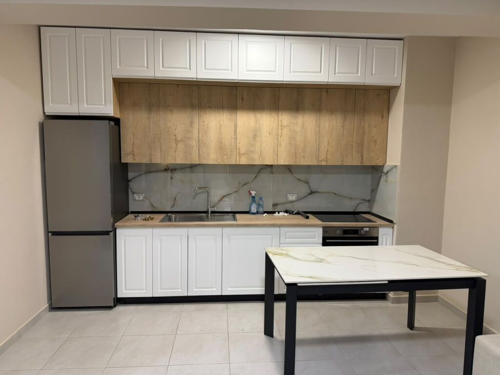 Apartament i sapo mobiluar 1+1 me Qira - Kthesa e Kamzes