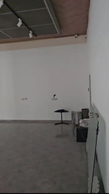 SHOP FOR RENT 300M2 ASTIR 300,000 LEKE FH-98394