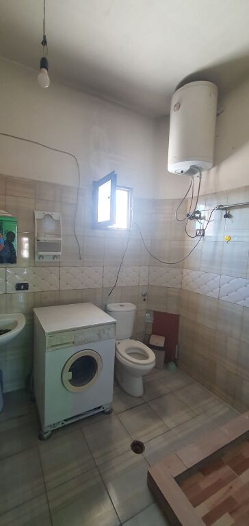 SHTEPI 1+1 ME QERA - KAMEZ, TIRANE