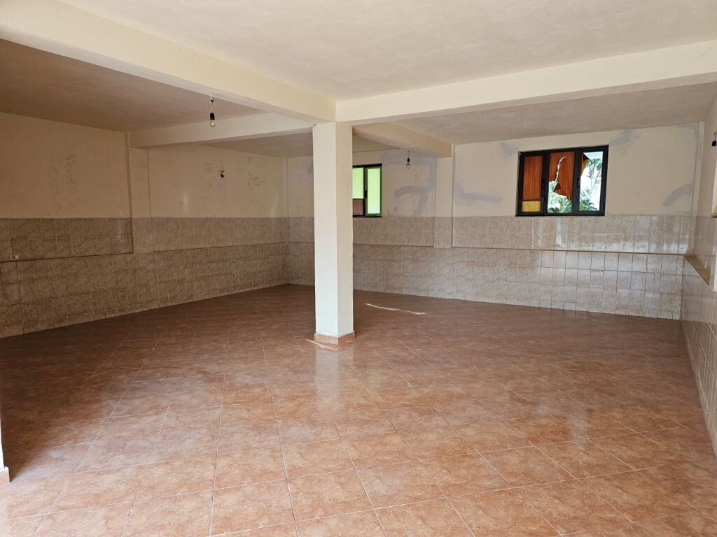 STORE FOR RENT AT ALI DEMI