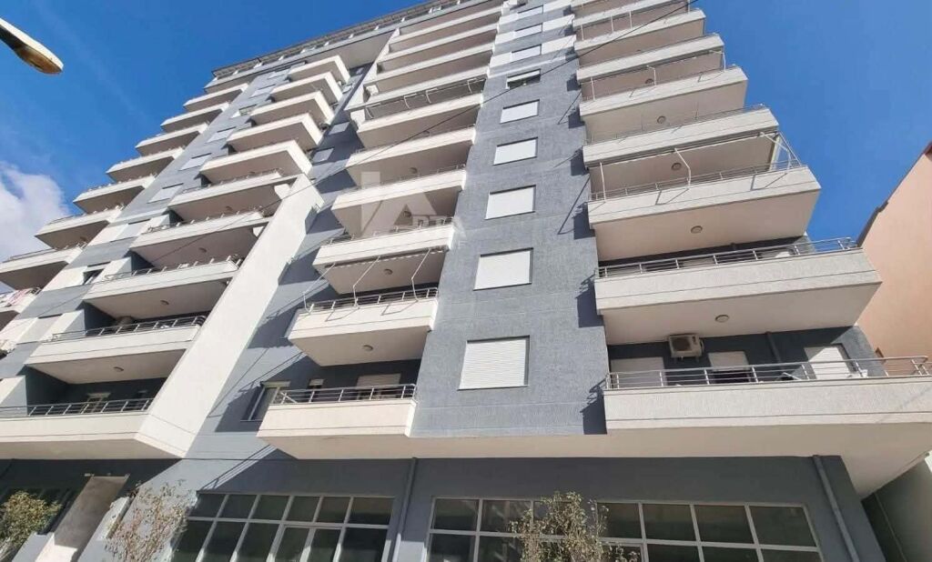 🏡 Appartamento 1+1 in Affitto – Lungomare, Vlorë