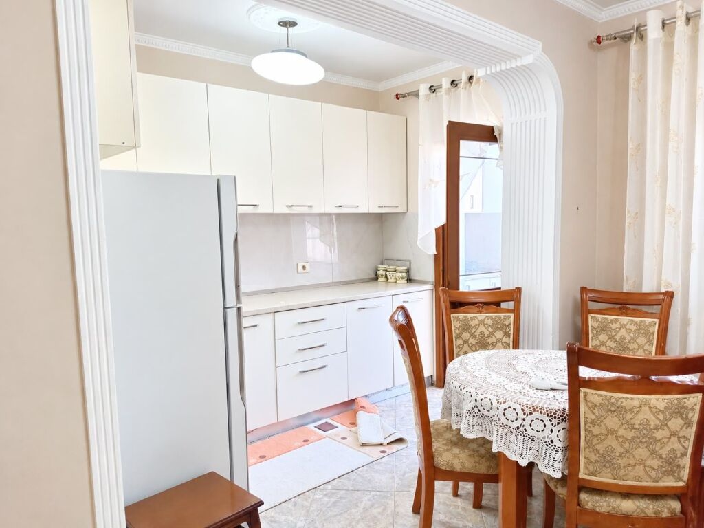 Apartament 1+1 me qira