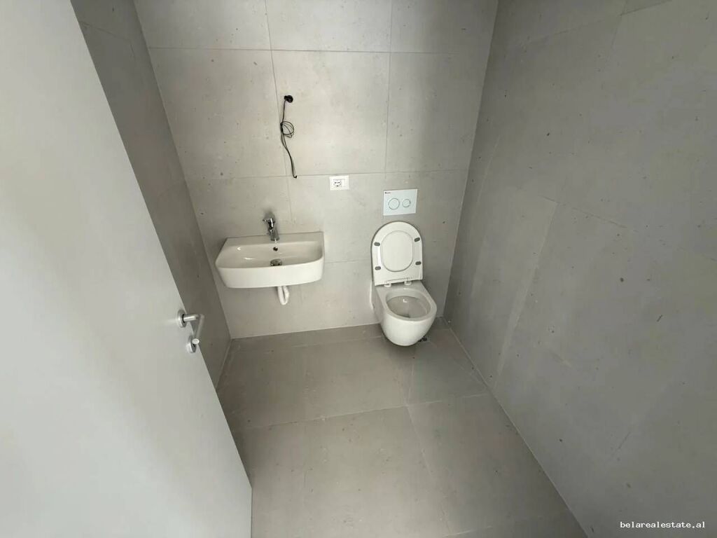 Shop for Rent at 5 Maji (ID BD21964) Tirana
