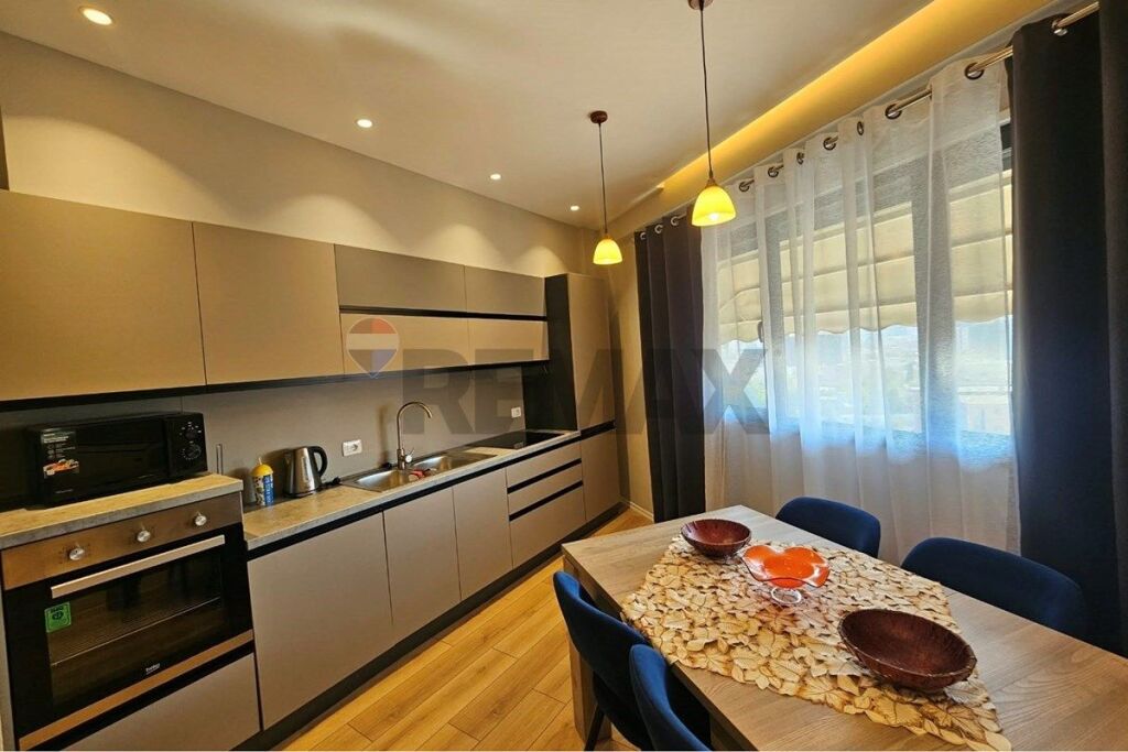 1+1 apartment for rent in Astir!