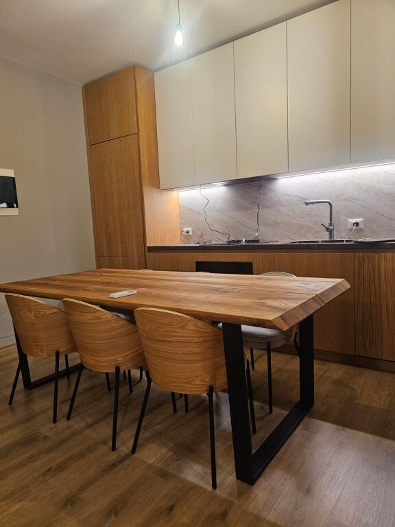 Apartament 2+1+Parkim rruga Elbasanit Rezidenca e re "Xheluks