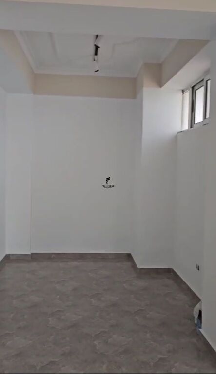 SHOP FOR RENT 300M2 ASTIR 300,000 LEKE FH-98394