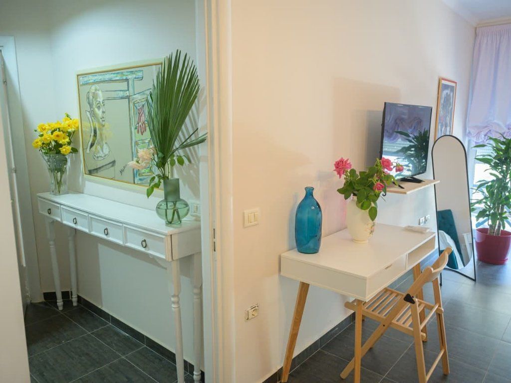 BARRIKADAVE STREET - 2+1 APARTMENT FOR SALE– IDEAL FOR AIRBNB/ LIVING! 263,000 € 24,000,000 Lekë
