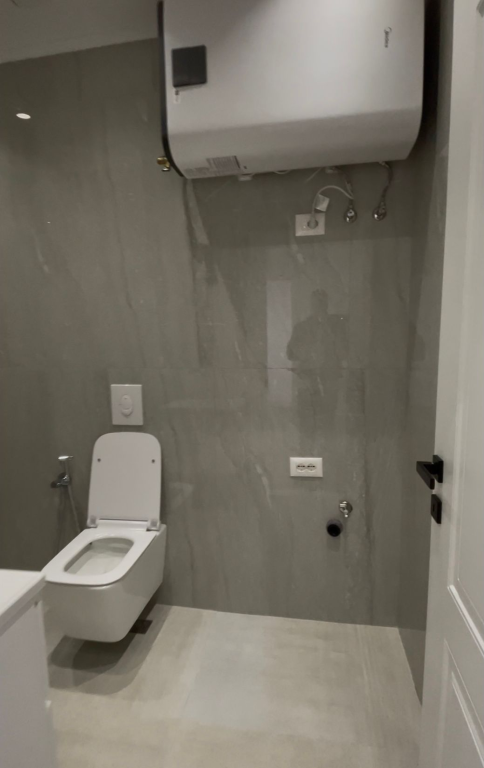 Shitet apartament 1+1 pranë Mozaikut, 21 Dhjetori, Tiranë.