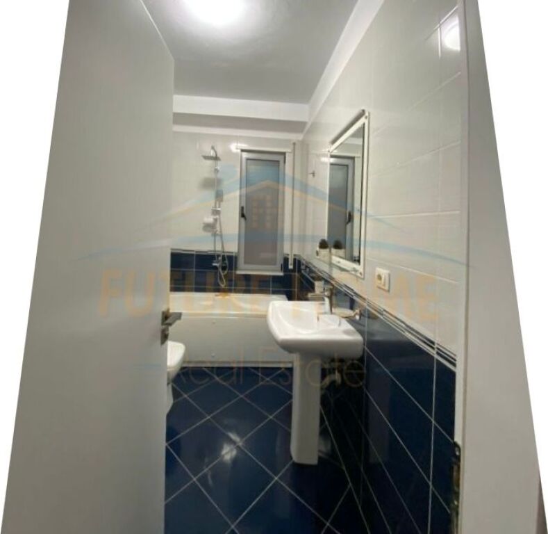 Qera, Apartament 2+1+2, Rruga e Kavajës, Tiranë