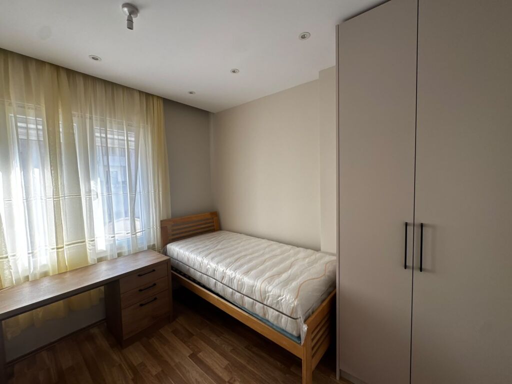 JEPET ME QIRA APARTAMENT 2+1, RRUGA VASO PASHA, TIRANE