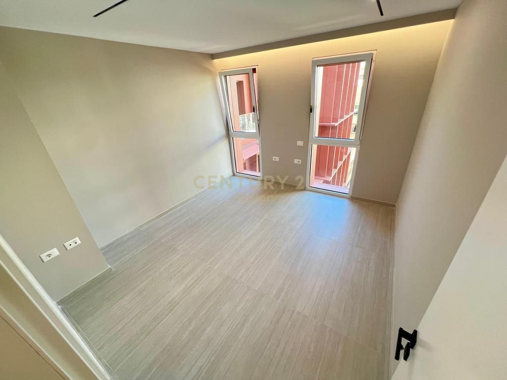 🏢 QIRA, SUPER AMBIENT ZYRASH - 📐 102 m2, SHESHI WILSON‼️