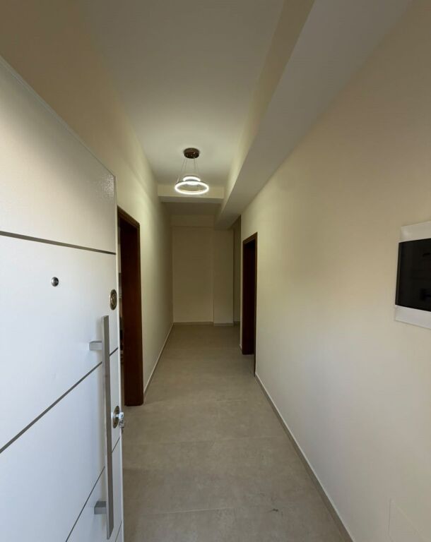 Qera | Shtëpi private 1 + 1 | Rruga Haxhi Bardhi | 400 €/muaj