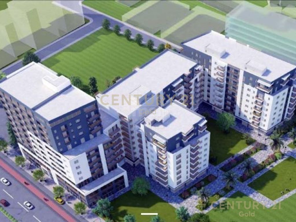 COMMERCIAL UNIT FOR SALE AT THE E-88 COMPLEX IN LAPRAKE!