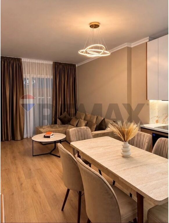 APARTMENT FOR RENT BOTANICAL GARDEN WITH PARKING