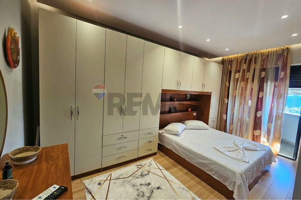 1+1 apartment for rent in Astir!